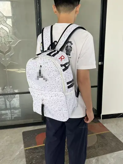 Large-Capacity Unisex Sports Backpack for Middle and High School, Laptop Compartment - 2