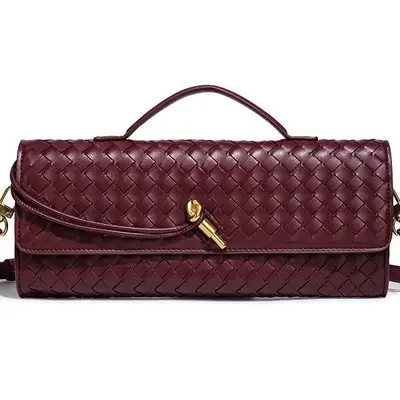 Baguette-Tasche mit Schultergurt, Abendtasche aus gewebtem Weichleder