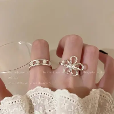 Openwork flower ring, vintage French style