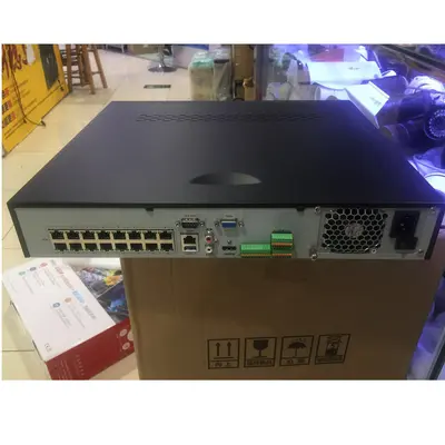 Hikvision DS-7916N-K4/16P NVR Netzwerk-Videorekorder mit POE