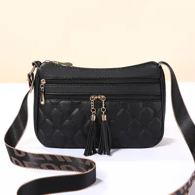 Retro Diamond Lattice Embroidered Fabric Crossbody Bag