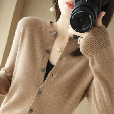 Women's OL Style Elegant Long-Sleeve Round Neck Straight-Cut Knit Cardigan Sweater