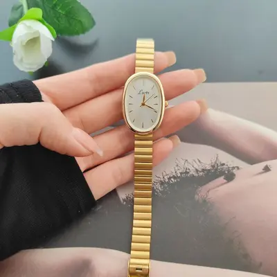 Goldene Damen-Quarzuhr mit Stahlarmband - 7