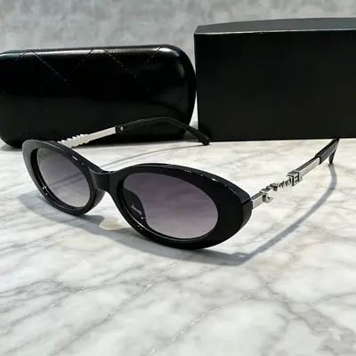 Oval Retro Women's Sunglasses, Polarized UV400, Acetate and Metal Frame - 9