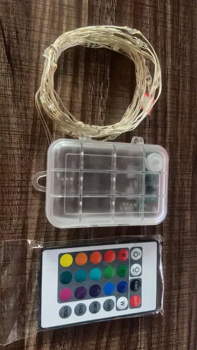 16-Color USB LED RGB Copper Wire String Lights with 24-Key Remote - 11