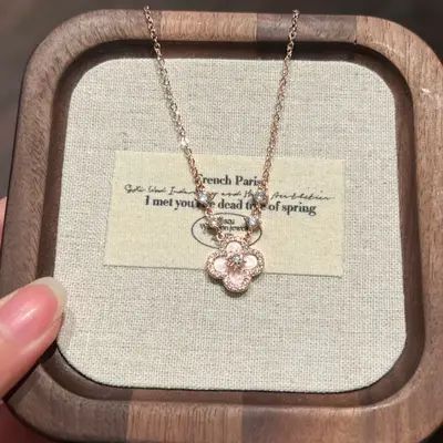 18K Gold Zirkonia Perlmutt-Halskette Schlüsselbein-Kette für Damen