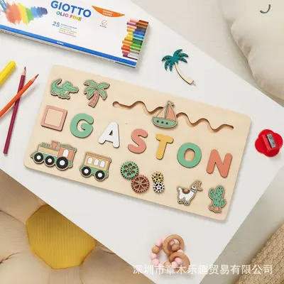 Çocuklar için 0-3 yaş ahşap eğitici puzzle, 6 karikatür model, harf ve isim yapboz tahtası