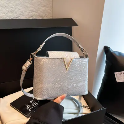 Women's Crossbody Bucket Bag with Snakeskin Pattern, 2025 Autumn - 11