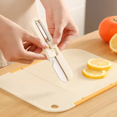 Portable 2-in-1 fruit knife and peeler - 3