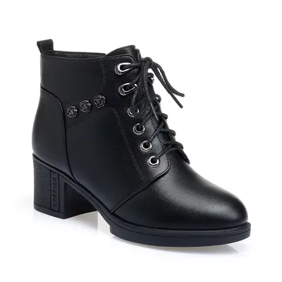 Middle-Aged Mom Short Boots Fleece-Lined Warm Leather Shoes Autumn Winter Soft-Sole Versatile Mid-Heel Middle-Aged and Elderly Cotton Shoes Eight-Eye Martin Boots