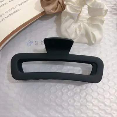 Kadınlar için düzensiz pençe tokası, yeni üst düzey stil, kafanın arkasındaki kalın saçlar için uygun, büyük köpekbalığı tokası, sade saç aksesuarı. - 11