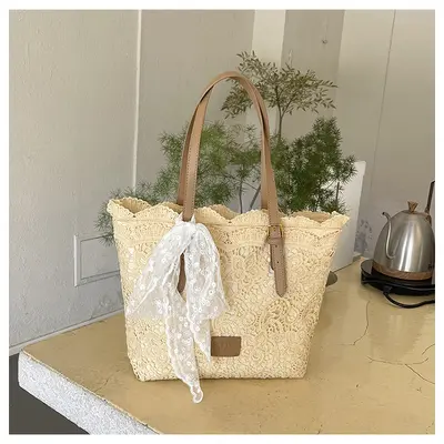 Große Damen-Schultertasche mit Spitzendesign - 7