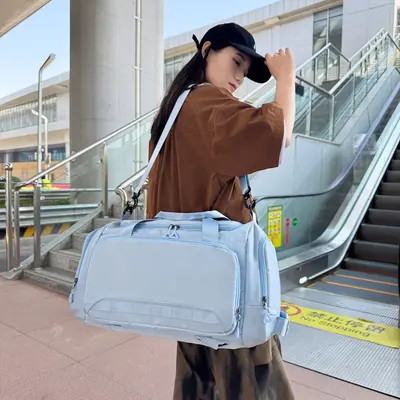 Reisetasche Rucksack Trocken- und Nassfach