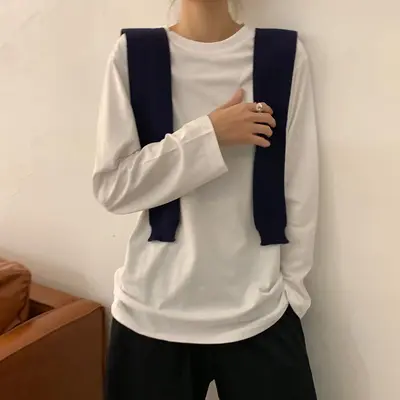 White basic t-shirt for women, autumn 2025 new Korean style chic undershirt, solid color long sleeve t-shirt for students, trendy women's fashion. - 3