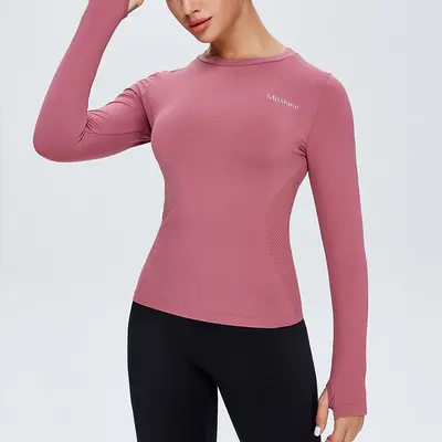 Kadın Uzun Kollu Dar Yoga Üstü, Vücut Hatlarını Belirleyen Fitness Giysisi - 2