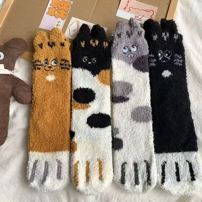 Kadın ev çorabı, mercan polar, kalın, kedi pençeli, dökülmeyen