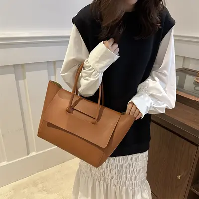 Large Women's Tote Bag, Retro Style, Autumn and Winter - 5