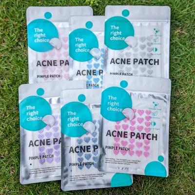 Bunte Herz-Akne-Patches Teebaumöl Hydrokolloid mit Glitter