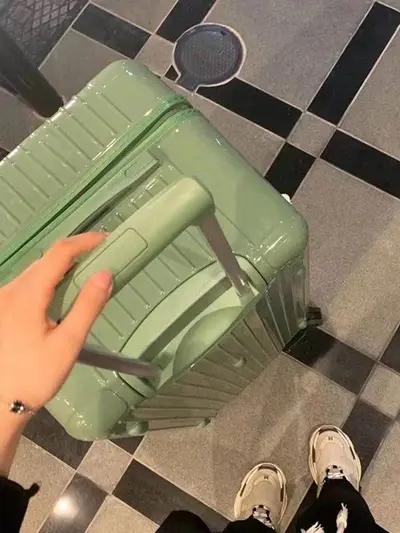 Yıldız desenli tekerlekli bavul, büyük kapasiteli, dayanıklı spor çantası, öğrenci kadın seyahat çantası, kalınlaştırılmış erkek 32 inç deri bavul toptan satış. - 3