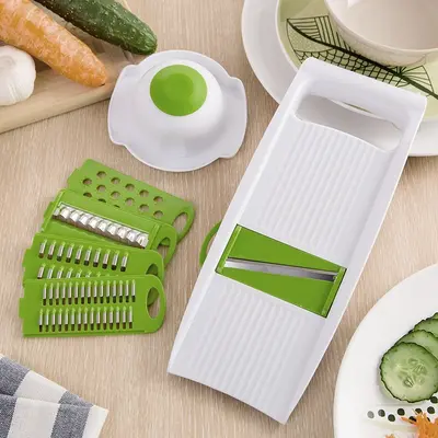 Multifunctional vegetable cutter, grater and slicer