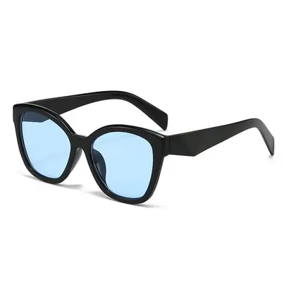Minimalist Cat-Eye Sunglasses with UV Protection - 3