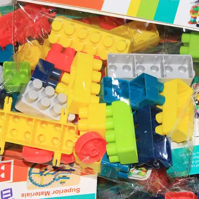 Children's toy bag building blocks DIY educational large particle assembly blocks enlightenment early education assembly wholesale 2 yuan store