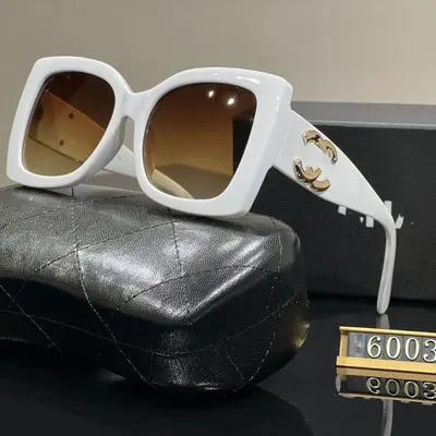 Women's Large Square Frame Sunglasses, Face-Slimming, Anti-Glare for Outdoor Use - 3