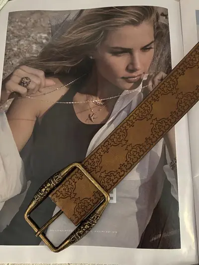 Amerikan tarzı deri kemer erkek bel kemeri y2k kadın yeni model genç kişiler spicy kız etek kombinasyonu antik bakır baskı trend retro kahverengi