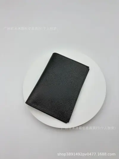2023新款欧美风护照夹再生皮真皮对折钱包 老花压花简约国潮风 - 11