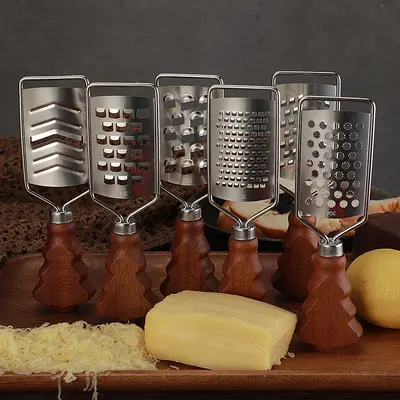 Fabrika çıkışlı çok fonksiyonlu 304 paslanmaz çelik sebze doğrayıcı Noel ağacı saplı limon rendesi patates rendesi mini peynir rendesi