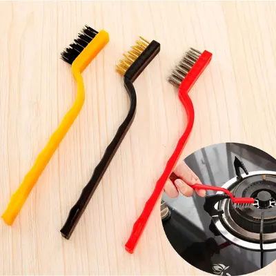 Soba fırçası, mutfak tezgahı, davlumbaz boşluğu temizleme fırçası, tencere alt fırçası, tel fırça, gaz sobası fırçası üç parçalı set