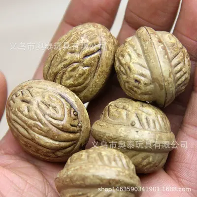 Plastic Simulated Walnut Model, Fake Dried Fruit Prop for Food Photography
