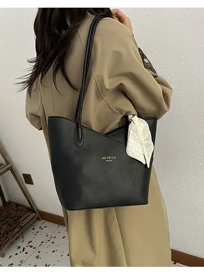 Premium Vintage Commute Large Capacity Bag 2026 New Women's Bag Fashionable Chic Versatile Single Shoulder Bag Bucket Bag