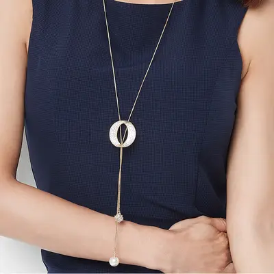 Großhandels-Pullover-Kette Damen lang 2025 neu vielseitig schlicht Mode-Kleidungskette hängende Kette dekorative Halskette Trend