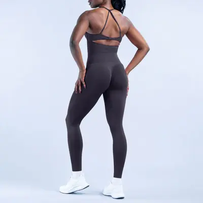 Seamless Backless Yoga Set for Women, Peach Hip Effect, Tight Running Fitness Suit - 11