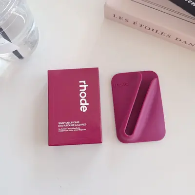 Magnetic Silicone Phone Back Sticker Stand