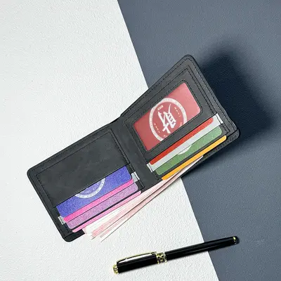 Kurze Herrenbrieftasche im Querformat mit Kartenfächern - 5