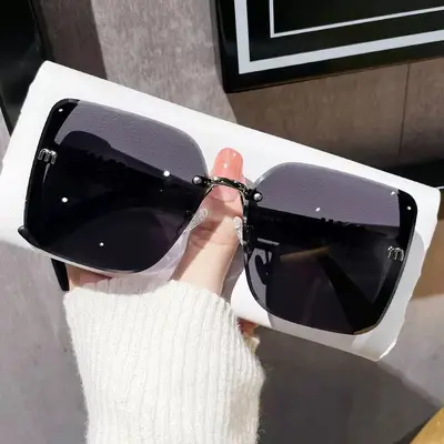 Large Square Women's Sunglasses, Polarized with UV Protection - 7