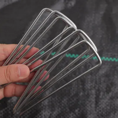 Lawn pegs cross-border U-shaped peg set artificial grass galvanized steel pegs ground cloth mulch pegs pipe three-dimensional mesh fixing pegs