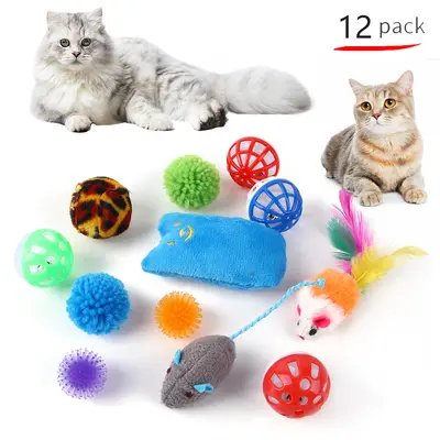 Katzenspielzeug-Set mit Gummiball, Glöckchen und Plüsch-Flughörnchen - 7