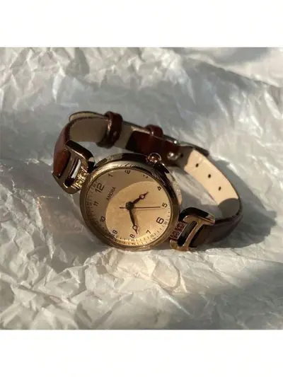 Square Women's Quartz Watch Lightweight Luxury Alloy Quality - 8