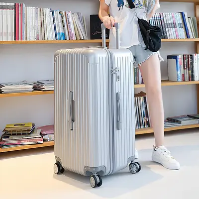 Suitcase 26-28 inch, leather, shockproof wheels