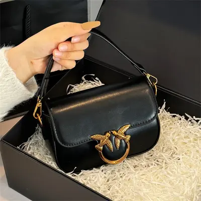 Kleine quadratische Damen-Handtasche mit Umhängeriemen