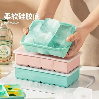 Food-grade silicone ice cube mold 8-grid whiskey ice cube mold with cover ice box home large capacity ice cube mold