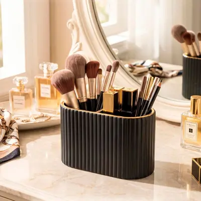 Light Luxury Oval Pen Holder and Desktop Storage Box for Office - 3