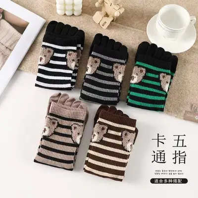 Women's Cotton Mid-Calf Five-Toe Socks, Sweat-Absorbent Sports Socks