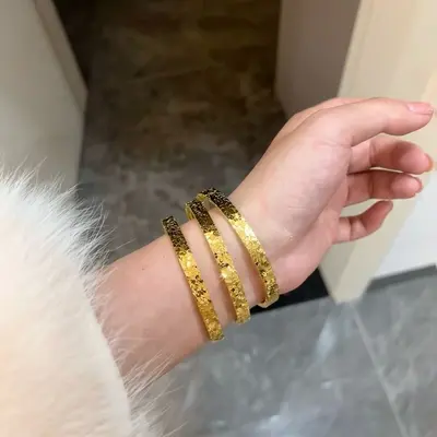 24K altın bilezik, CNC kesim üç yüzlü, buzlu parlak tarzı, kadın için
