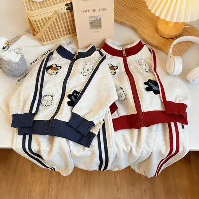 Children's sportswear set, raglan sleeves, towel embroidery, two-piece