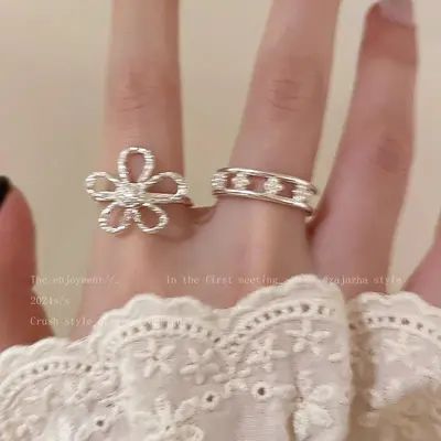 Openwork flower ring, vintage French style