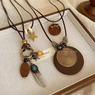 Chinese Style Long Sweater Chain, Feather Pendant Necklace for Women